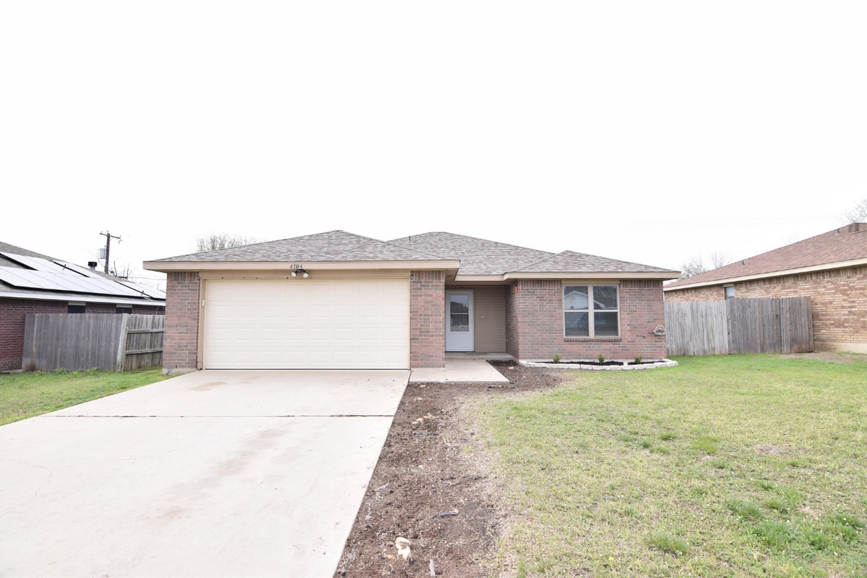 4704 Ronald Dr, Killeen, TX 76542 House Rental in Killeen, TX