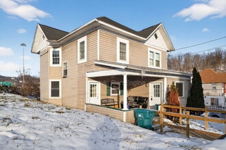 Building Photo - 388 Broaddus Ave