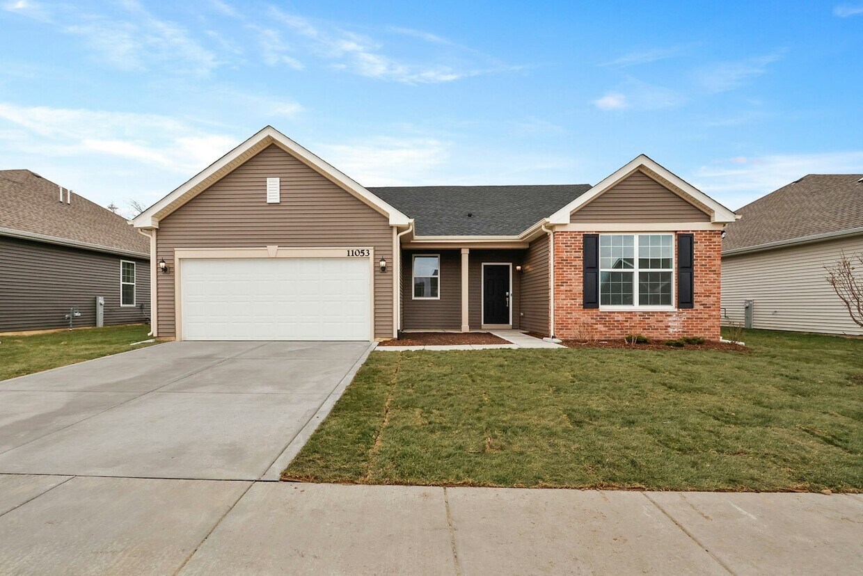 11053 Lola Ln, Winfield, IN 46307 House Rental in Winfield, IN