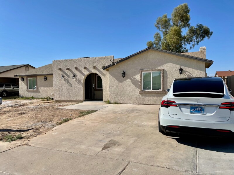 Foto principal - 7132 W Almeria Rd