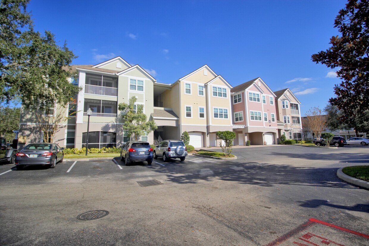 3315 Parkchester Square Blvd, Orlando, FL 32835 Condo for Rent in