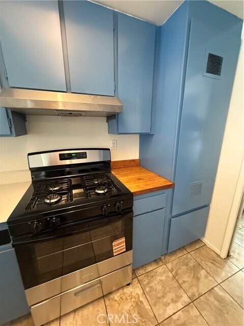 Foto del edificio - 10831 Pine St