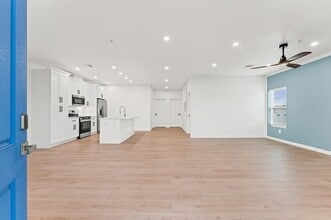 Building Photo - 1325 35th St