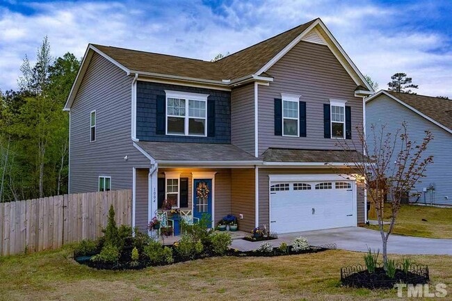 Building Photo - 1004 Archer Ln