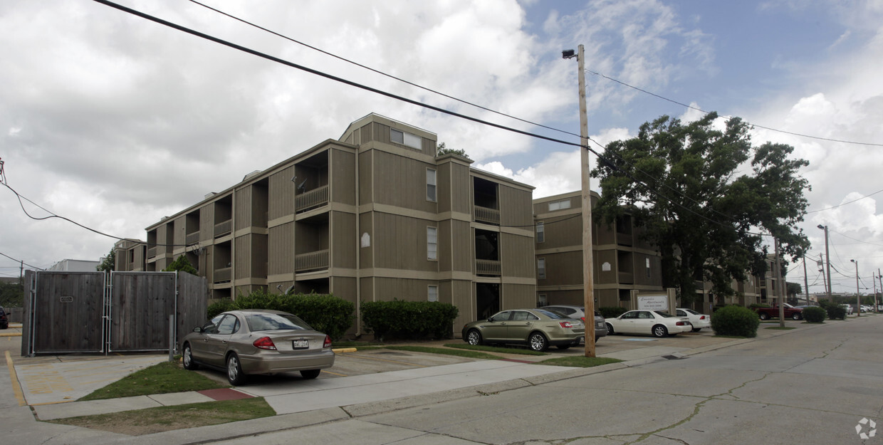 Building Photo - Cascades Apartments