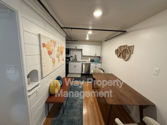 Foto del edificio - 1010 8th St