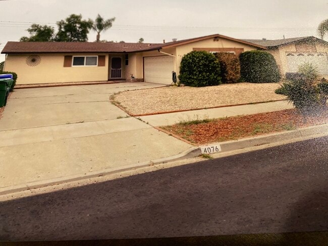 Building Photo - 4076 Mira Costa St