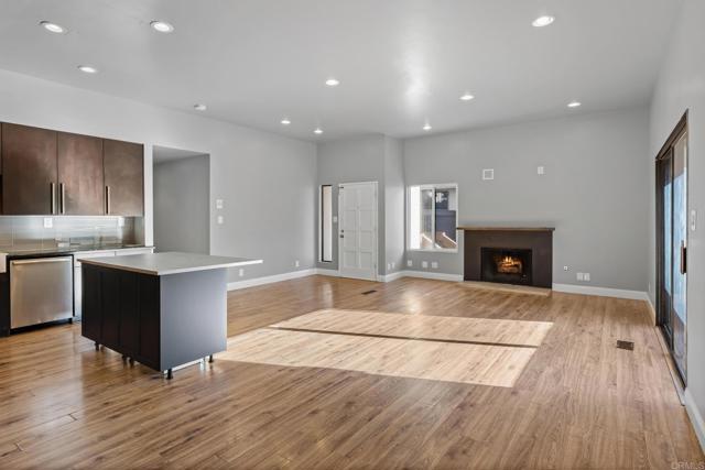 Building Photo - 5275 Reservoir Dr