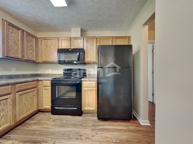 Foto del edificio - 1117 Long Meadow Dr