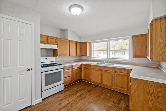 Foto del edificio - 2253 Collier St