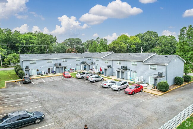 Foto del edificio - 408 Ebenezer Ave