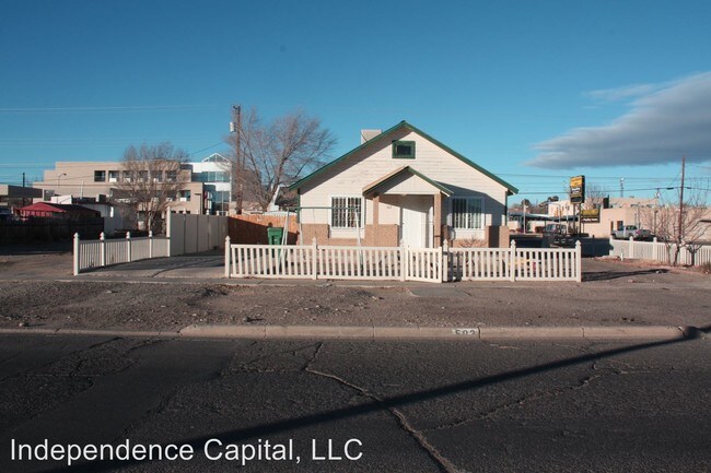 Building Photo - 502 W Animas St