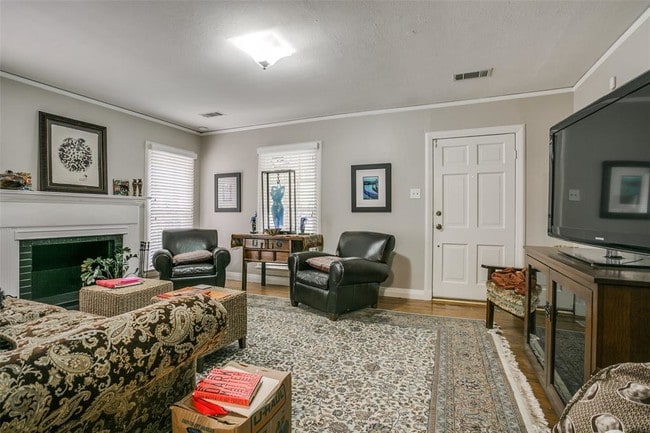 Foto del edificio - 2916 Westminster Ave