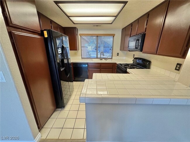 Building Photo - 1928 Bookbinder Dr