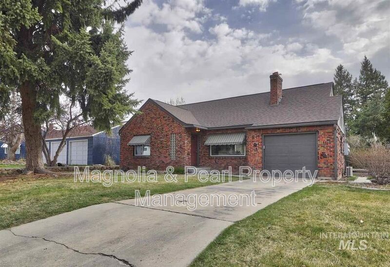 Foto principal - 104 S Olive St