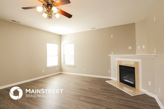 Building Photo - 10901 Slalom Hill Rd