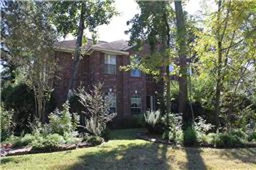 Building Photo - 10 Old River Pl