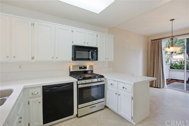 Building Photo - 154 Chandon