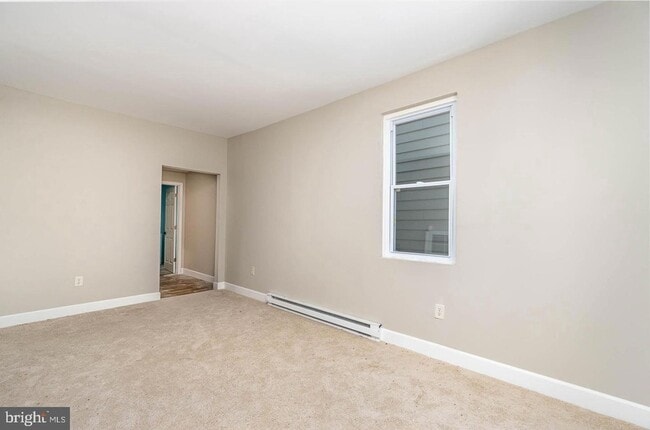 Building Photo - 62 Breckenridge St