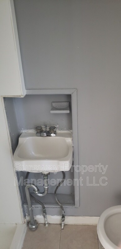 Foto del edificio - 315 Burlington Ave