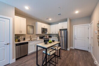 Building Photo - 9347 Kempwood Dr