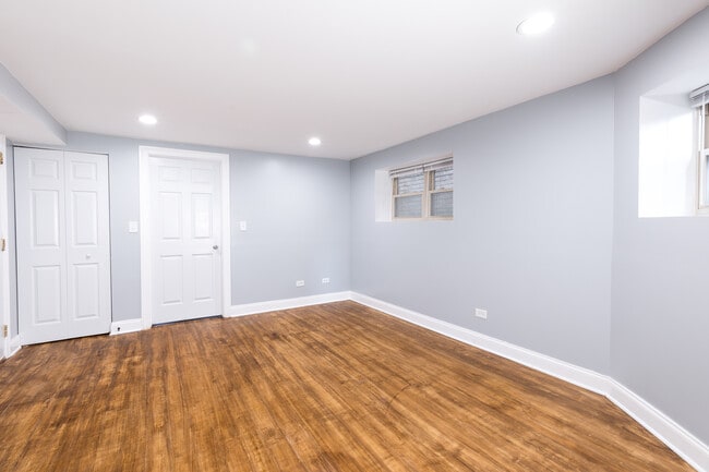 Foto del edificio - 4556 North Kostner Avenue