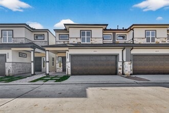 Building Photo - 12311 New Jordan Ln