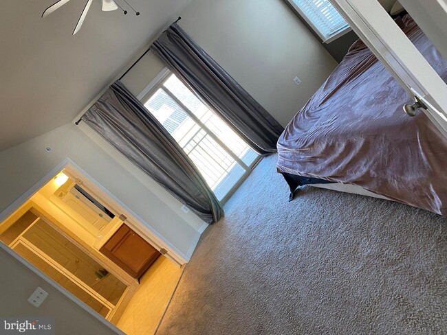 Building Photo - 9120 Ruby Lockhart Blvd