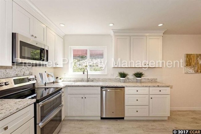 Foto del edificio - 727 Marlesta Rd