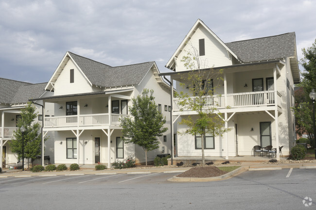 Building Photo - The District at Clemson | Student Housing