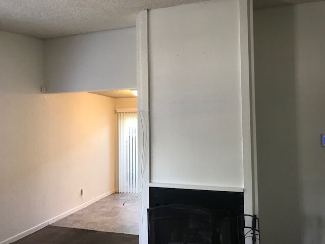 Foto del edificio - 6389 Bonham Cir