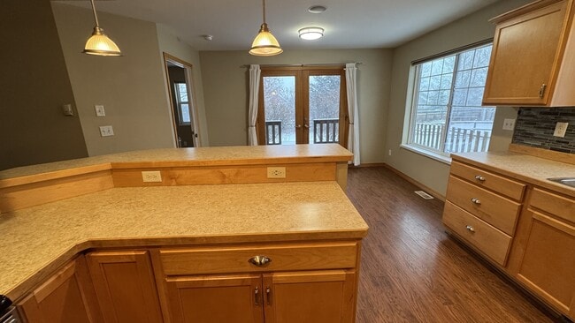 Building Photo - 3003 Oliver St