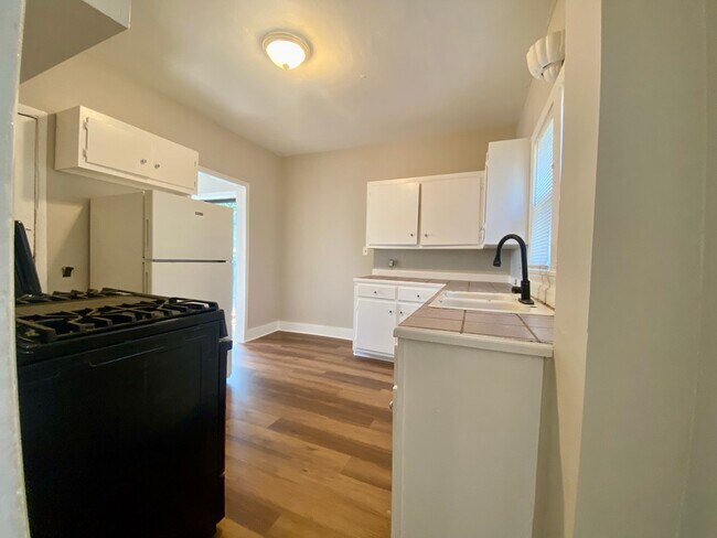 Foto del edificio - 328 Lease St