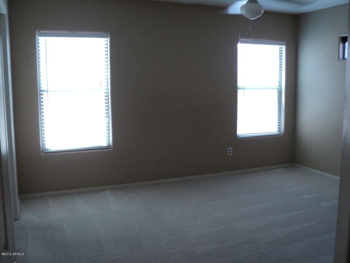 Building Photo - 3727 W Carson Rd