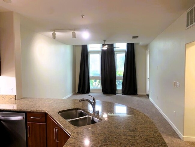 Building Photo - Clean & Modern Dublin Condo – Prime Location!