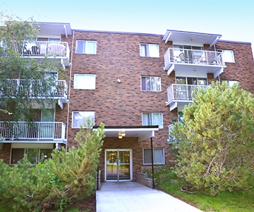 Building Photo - Christopher Arms