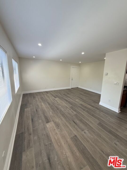 Foto del edificio - 1717 S Burlington Ave