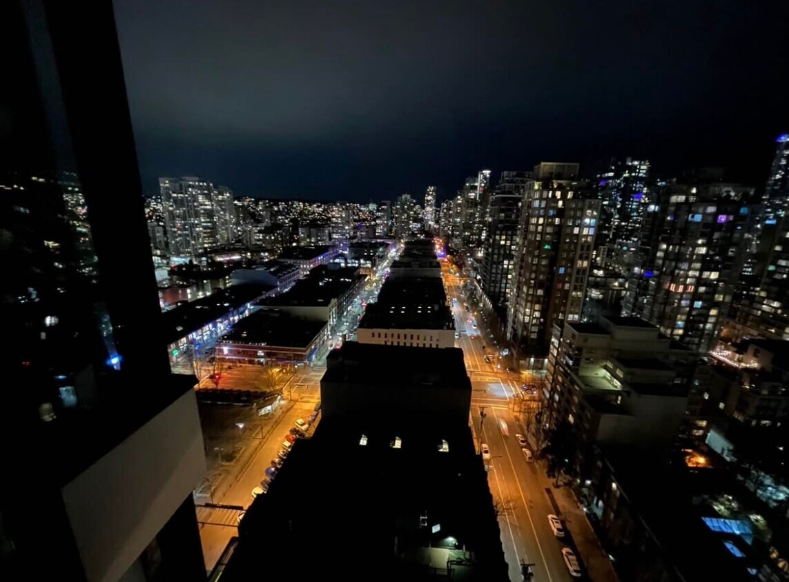 Photo principale - 928 Homer St