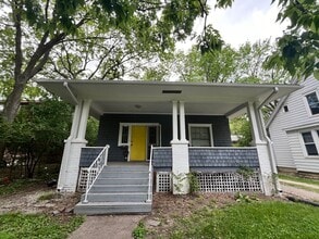 Building Photo - 708 W High St