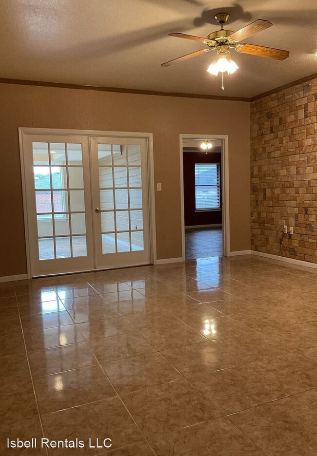 Building Photo - 3 br, 2 bath House - 5004 James Loop