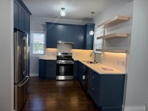 Building Photo - 33 Rosegarden St