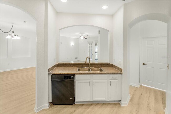 Foto del edificio - 3351 Whitestone Cir