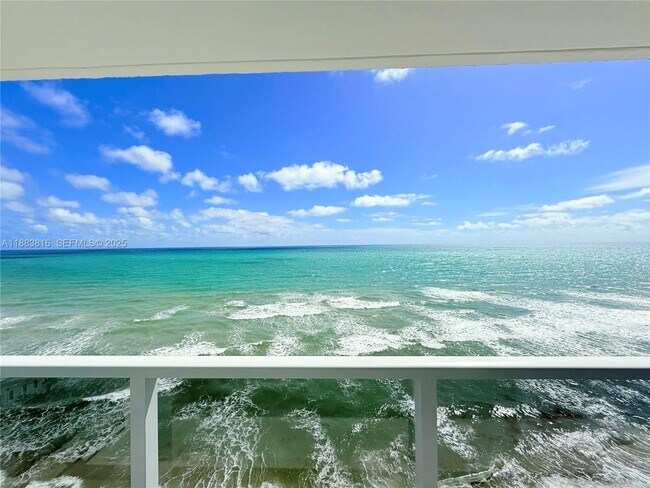 Foto del edificio - 2751 S Ocean Dr