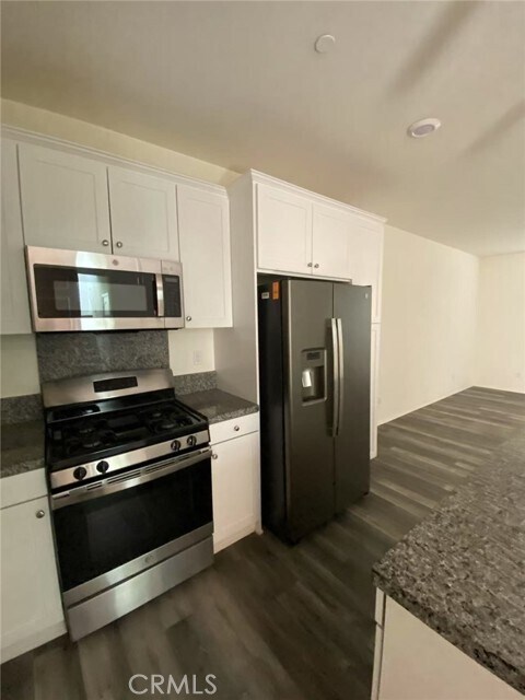 Foto del edificio - 5901 Oatfield Ave
