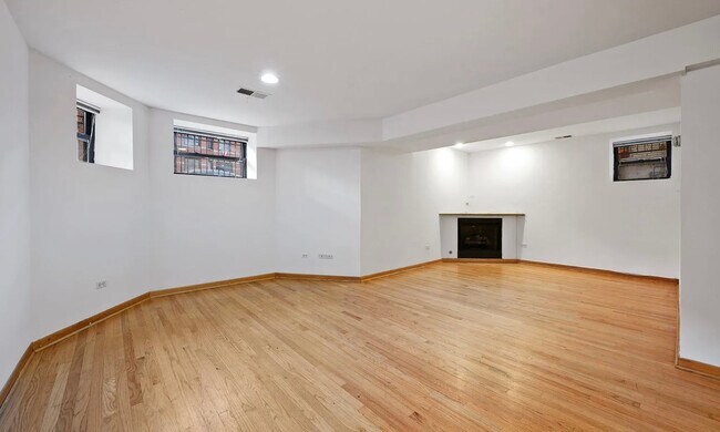 Foto del edificio - 3135 N Clifton Ave