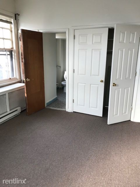 Primary Photo - 2134 Chestnut St