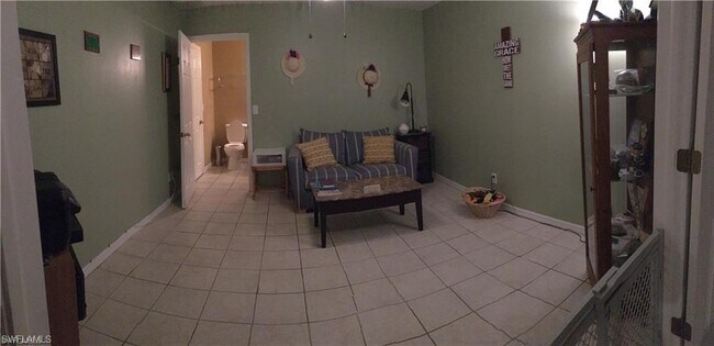 Foto del edificio - 1137 SW 44th Terrace