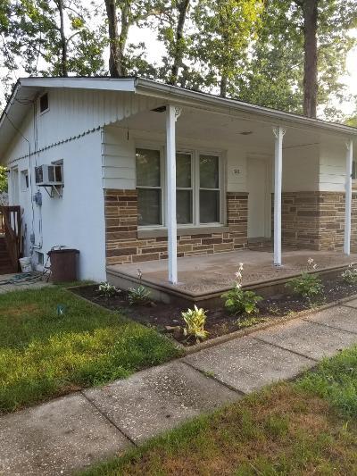 Foto del edificio - 332 Dennis Ave