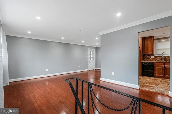 Foto del edificio - 6912 Eilerson St