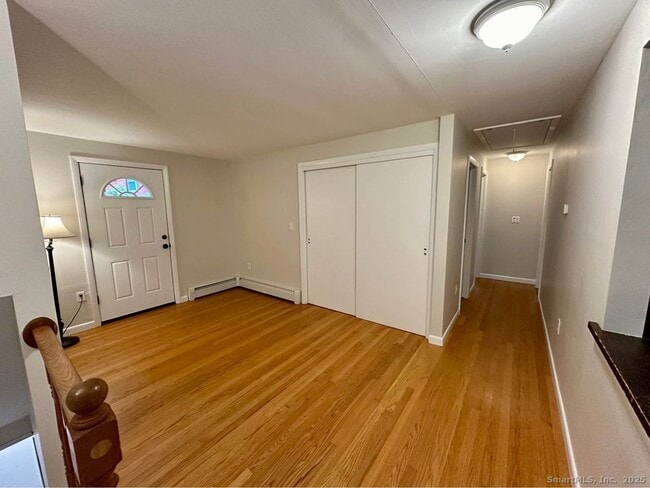 Foto del edificio - 386 Cherry Brook Rd